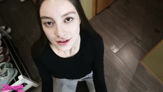 Tini kisasszony lecumiztatva és megabszva