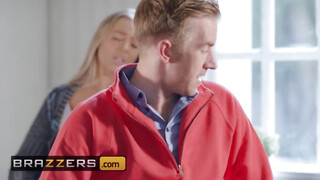 Brazzers - Petite Princess Eve és méretes dákó