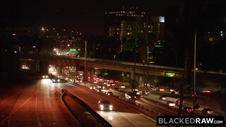 BlackedRaw - Skye Blue a hatalmas tőgyes tini