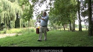 Oldje - Vén pasi bassza a tini ribancot