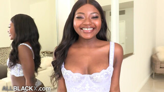 AllBlackX - Noemie Bilas a cuki fekete kiscsaj
