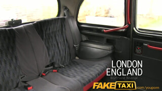 FakeTaxi - szűk pinájú nag mellű spiné