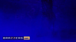 Brazzers - Cherie Deville segglyuka is meghágva