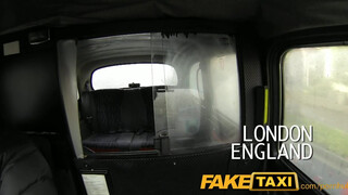 FakeTaxi - nagy cickós debella hölgyemény a taxiban