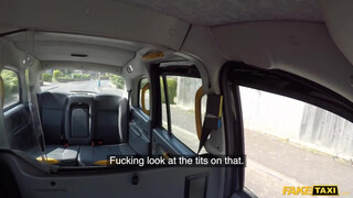 Fake Taxi - Christina May melle közé is veszi