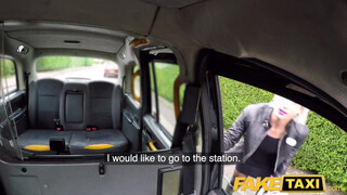Fake Taxi - Lakk csizmás domina milf