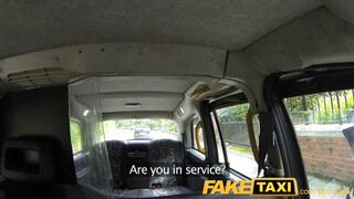 FakeTaxi - a hapsim gerjed rá, ha megbasznak