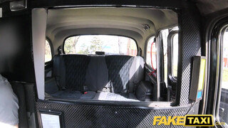 Fake Taxi  - ez a nőci csak a kőkemény kárót szereti