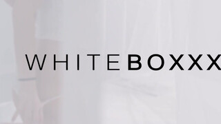 WhiteBoxxx - Nicole Black kazah nőci és egy gyors baszás