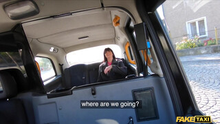 Fake Taxi - Tetovált olasz lány megbaszva