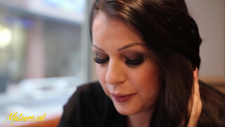 Anissa Jolie a nagy kannás milf