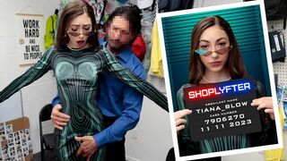 Tiana Blow masszív vágya valóra válik egy idegen fasszal