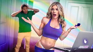 Cory Chase nagy seggét a mostoha fiatal fasz megdugja