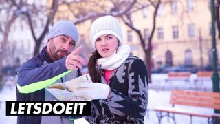 Francesca Di Caprio vad anális dugása Neeoval külföldön