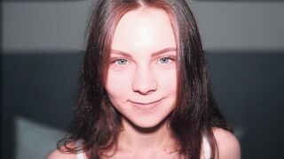 Ellenállhatatlan a mostoha testvérem új fehérneműje - vad lovaglás és arcra élvezés