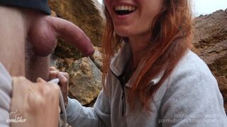 Nyilvános szopás és gyors dugás a strandon pov-ban